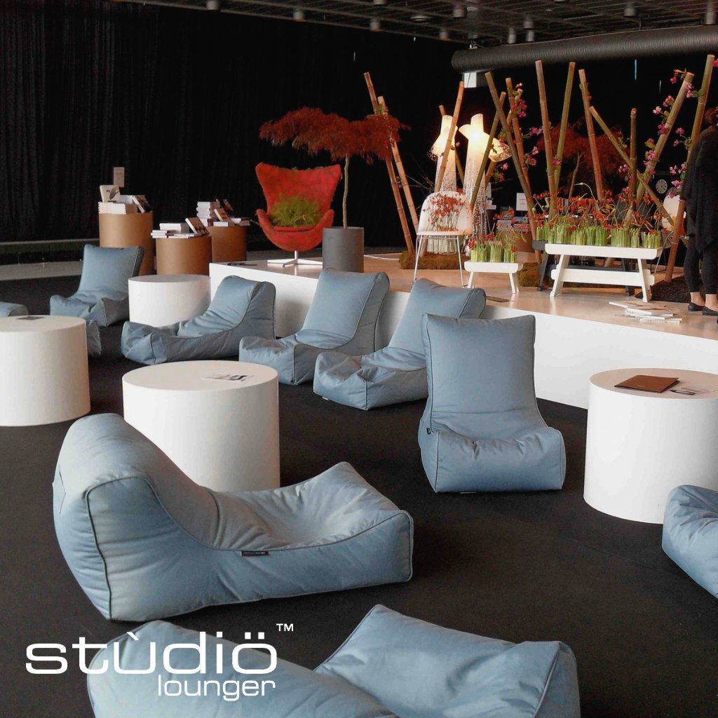 Studio Lounger