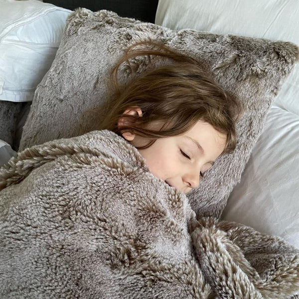 Cuscino deluxe in pelliccia sintetica