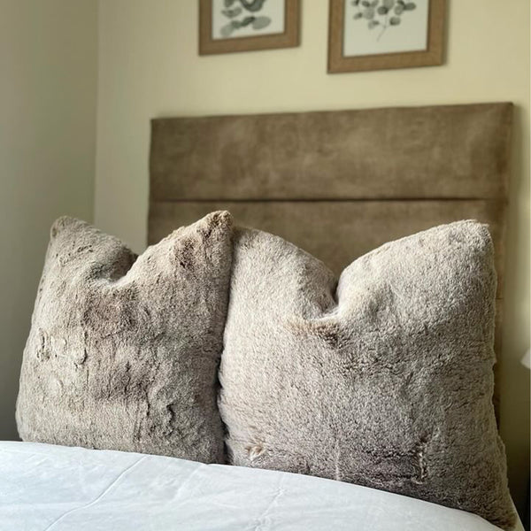 Cuscino deluxe in pelliccia sintetica