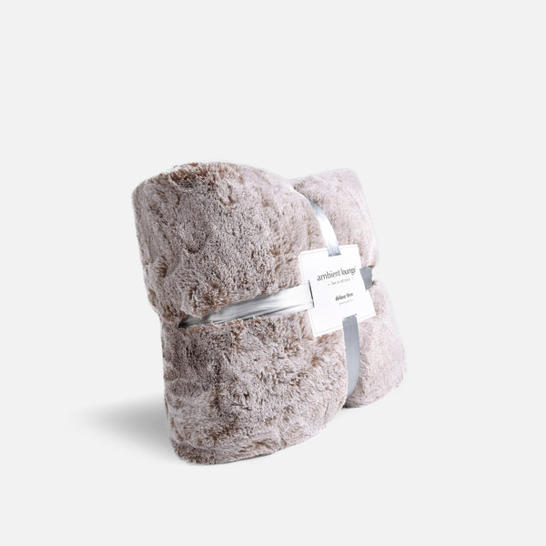 Deluxe Faux Fur Throw