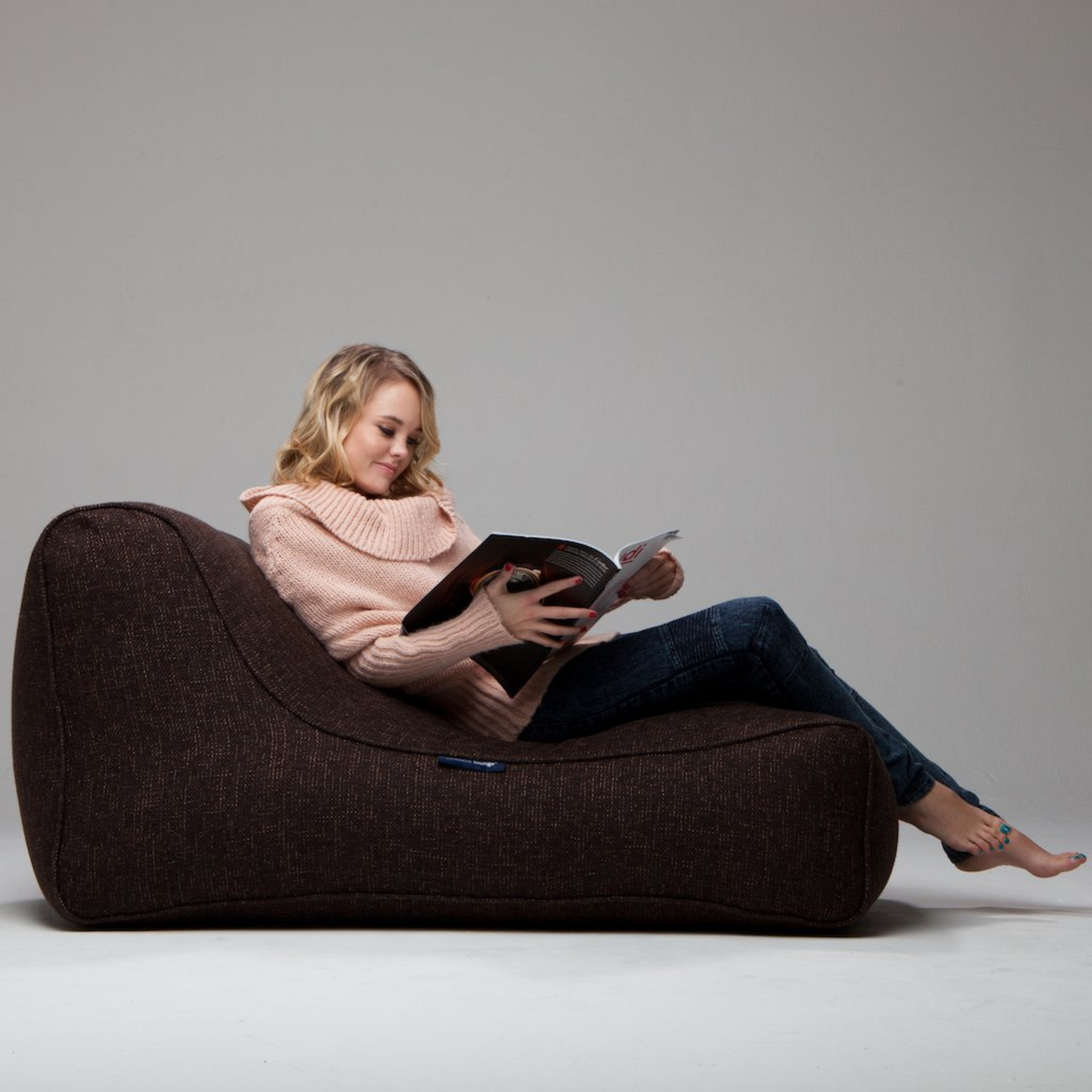Studio Lounger - Hot Chocolate – Ambient Lounge® - Europe
